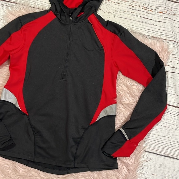 Brooks Running Vapor Dry 2 1/2 Zip Red Black Long Sleeve Activewear Running - Picture 7 of 9